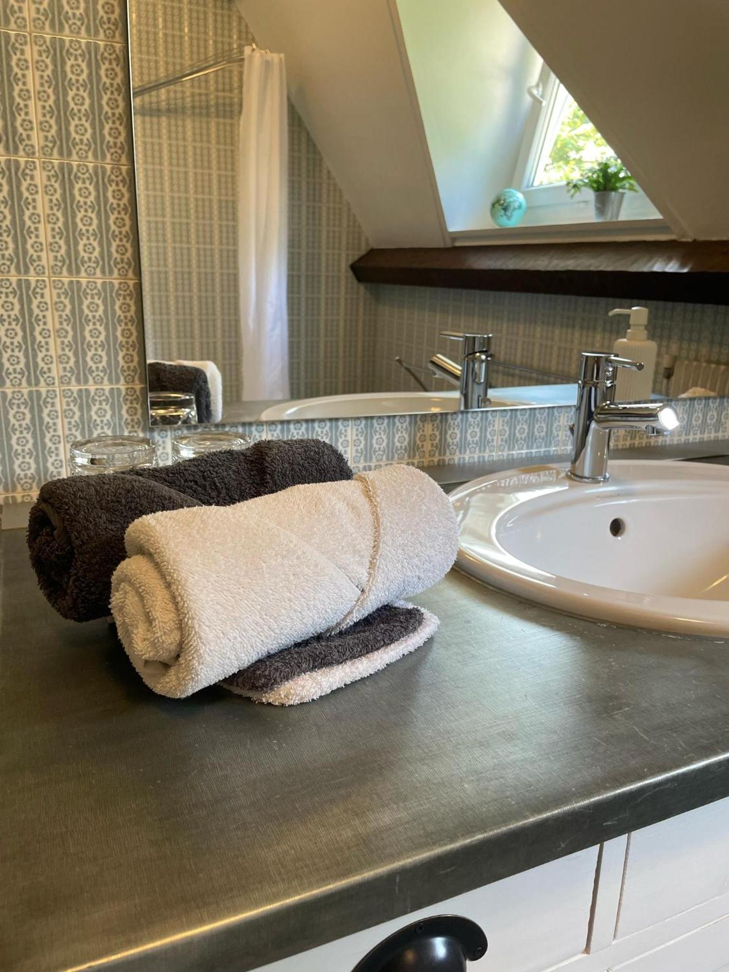Chambres D'Hotes Le Relais Globe Trotteur Montaigu  Zewnętrze zdjęcie